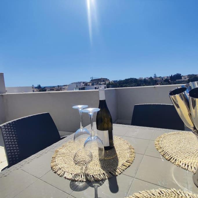 شقة Cozy Penthouse In Central Malta Balzan المظهر الخارجي الصورة